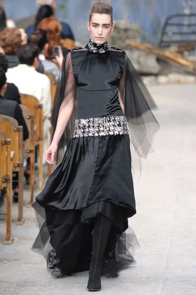 Look 44